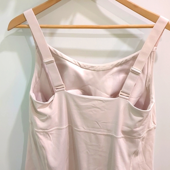 US Rally Tank (M) - Picture 5 of 6